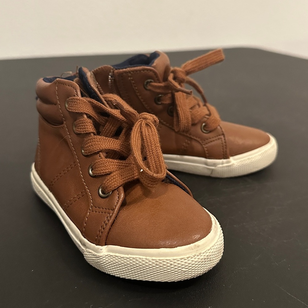 Cat & Jack Boy's High Top Casual Brown Sneakers Shoes Size 8 Lace Zipper